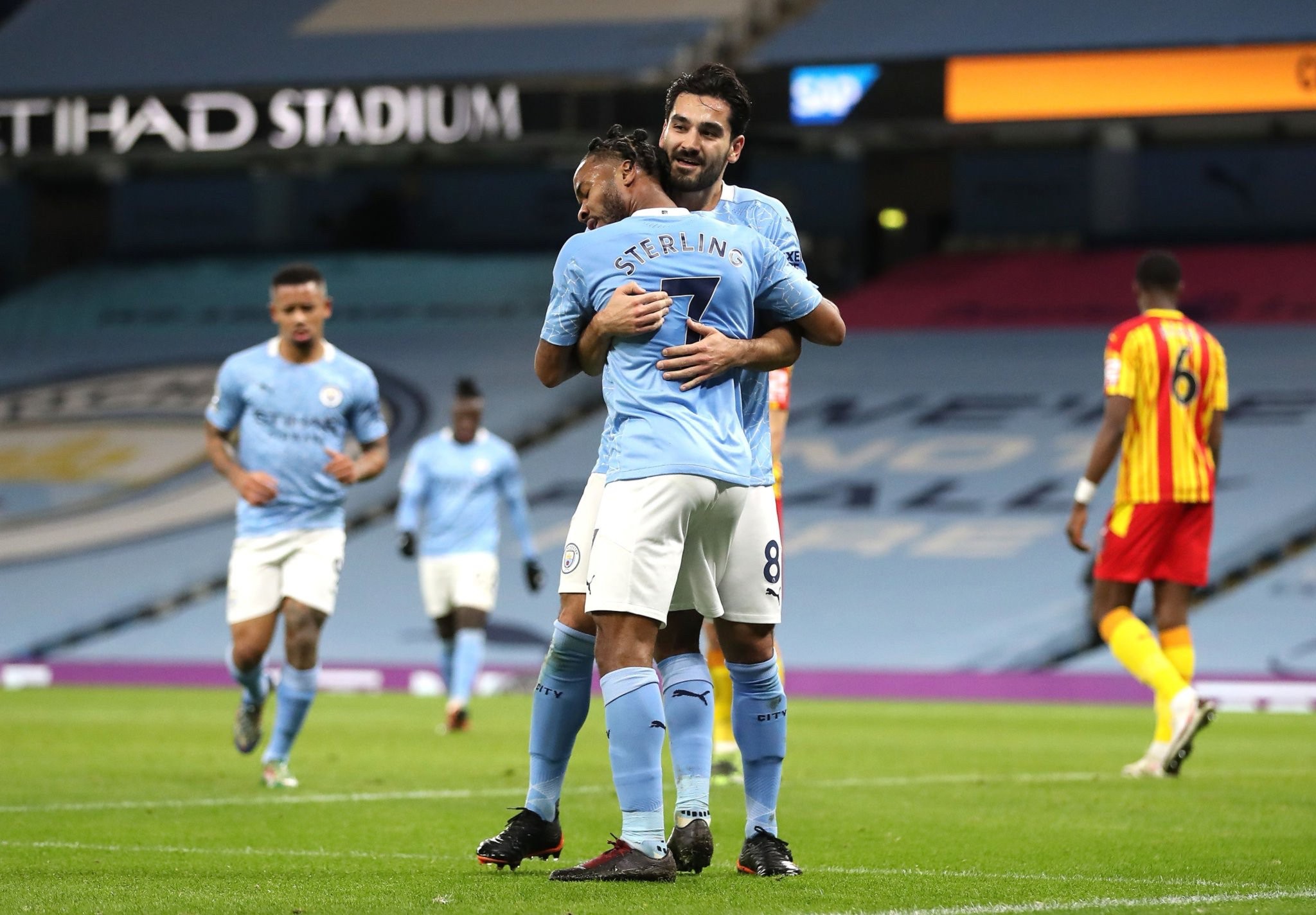 也接受了沙 也接受了沙